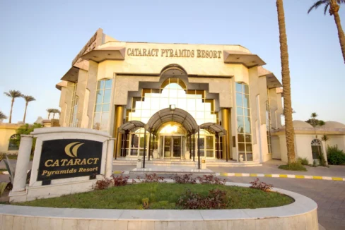 فندق كتراكت بيراميدز